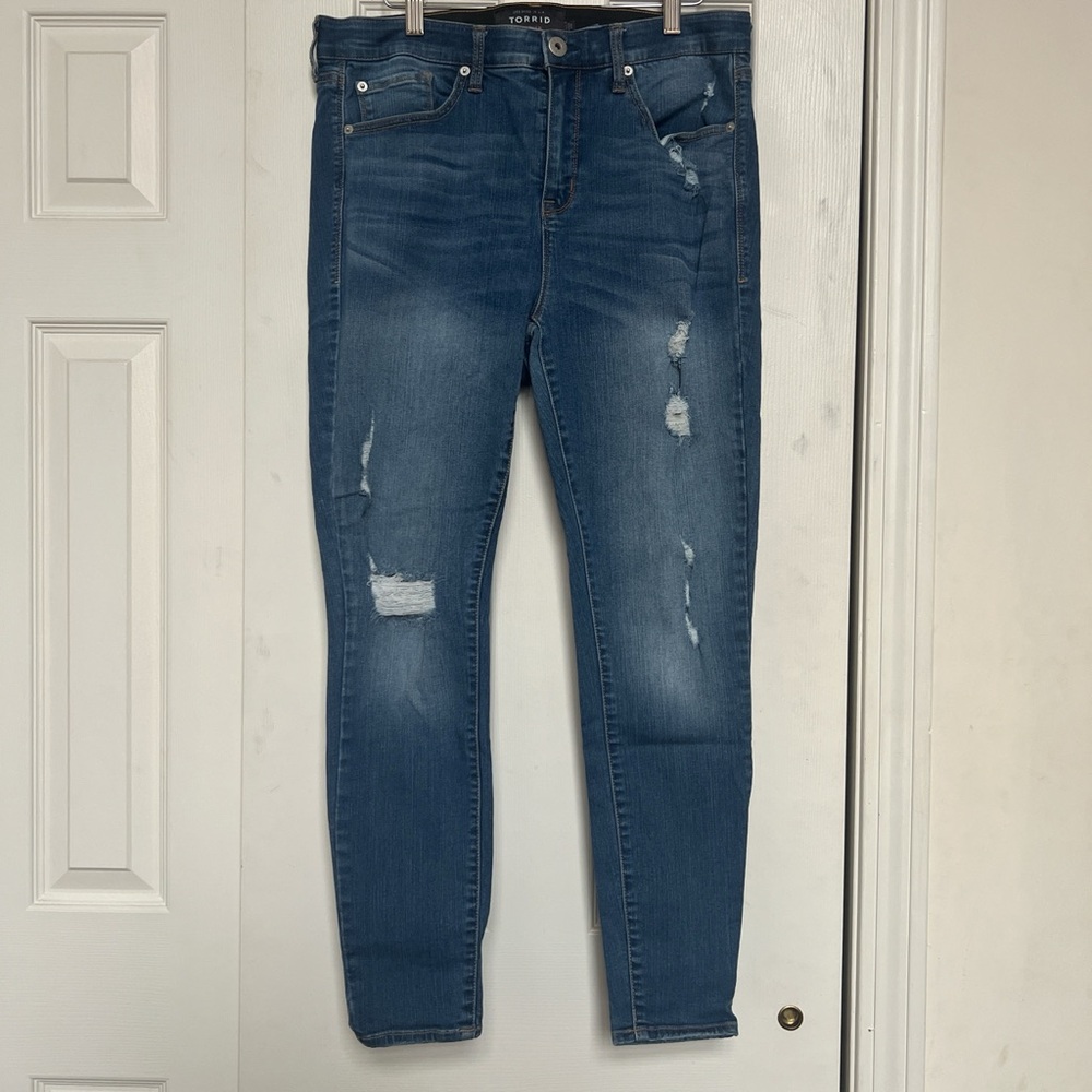 Torrid Women's Skinny Jeans in Blue